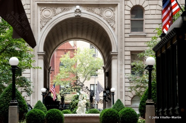 Apthorp entrance